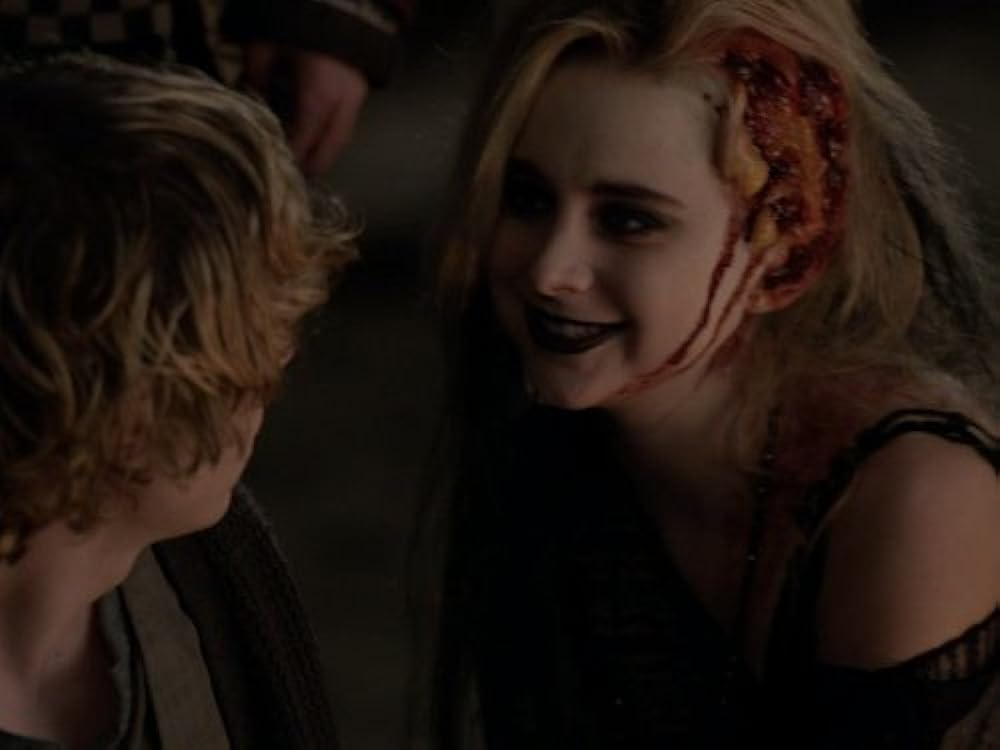 Американская история ужасов 1 сезон 5 серия – “Хэллоуин. Часть 2”